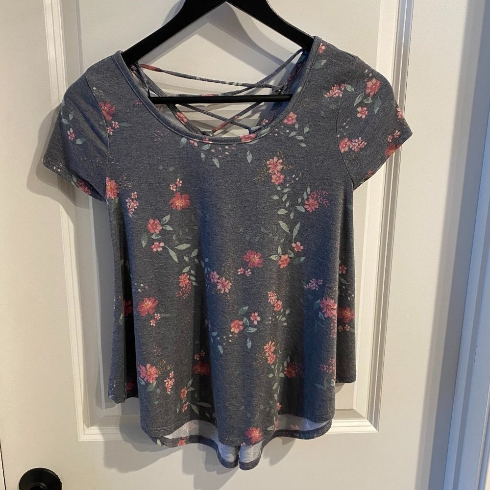 SO | Grey Shirt with Pink Flowers